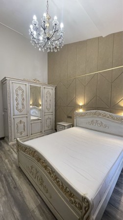 Поодається квартира  в центрі з ремонтом та меблями - фото 1
