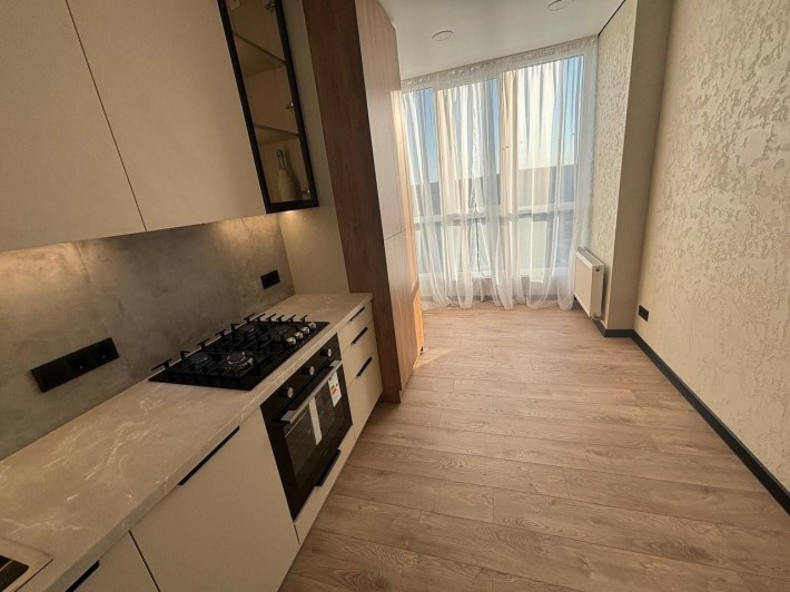 Продам квартиру з ремонтом - фото 1