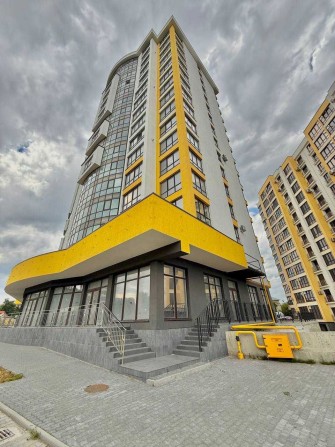Здана 1 к з чорновим ремонтом в ЖК Бізнес класу! - фото 1