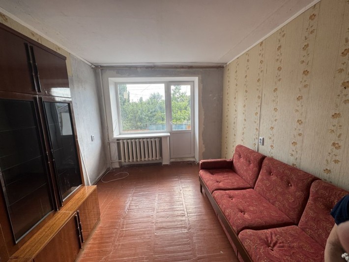 Продам 1 кімнатну квартиру в ЦЕНТРІ - фото 1