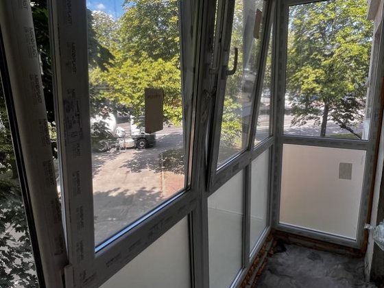 3-кімнатна квартира, 2-й поверх, нові вікна, без ремонту, кутова Кременчуг