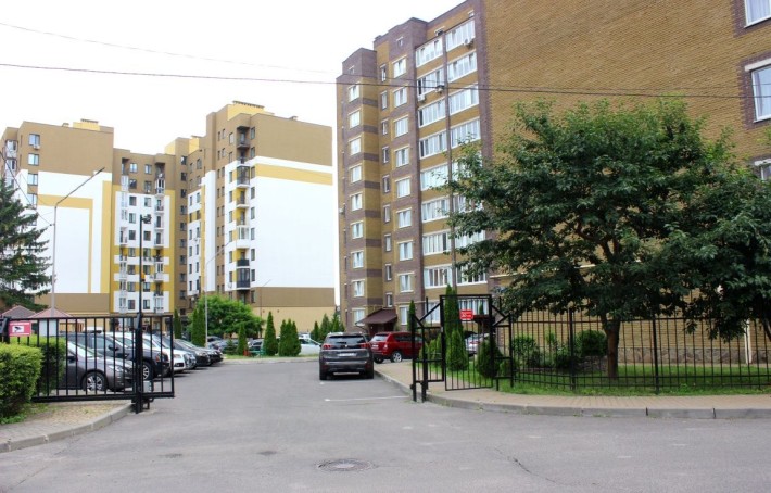 Продаж квартири біля  "Срібних Лелек" (55 мікрорайон) - фото 1