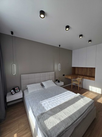Продаж квартири з дизайнерським  ремонтом Вид на набережну - фото 1