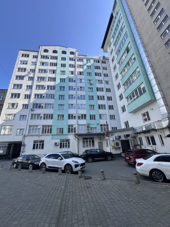 Велика 3к квартира в центрі. Бельведерська - фото 1