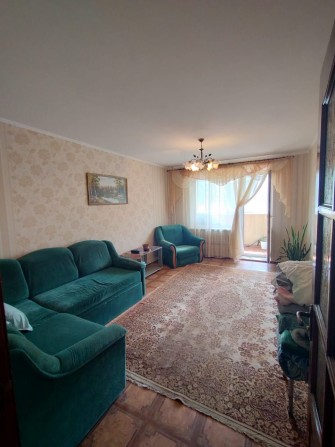Продається двокімнатна квартира поліпшеного планування. - фото 1