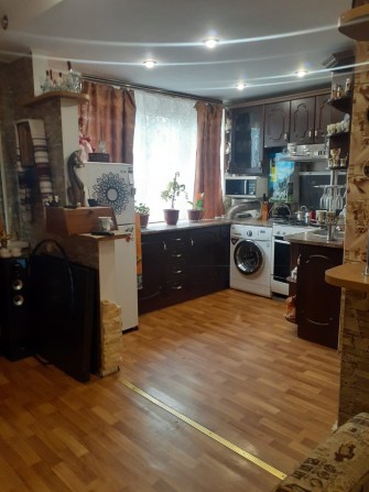 Продам 3-х кімнатну квартиру. - фото 1