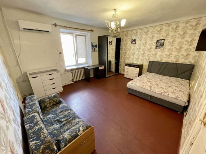 Продаж квартири в районі вул. Криворіжсталі - фото 1