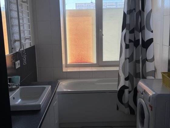 Продам 3х комнатную квартиру Живые и мертвые Никополь