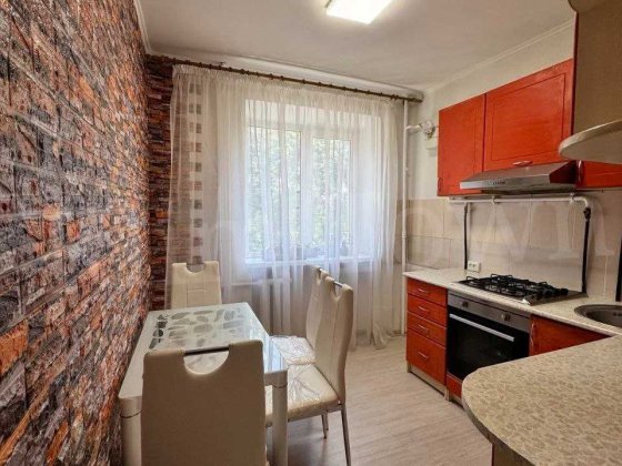 Продаж 1 кімнатної квартири у центрі міста Переяслав-Хмельницький