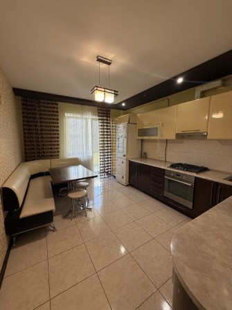 Продаж 2 кімнатної квартири вул. Кравчука ЖК Фаворит - фото 1