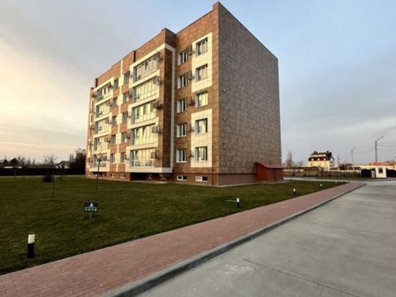 Продам 2 кімн. квартиру в новобудові ЖК 'Дніпровська Рів'єра'. Кременчуг