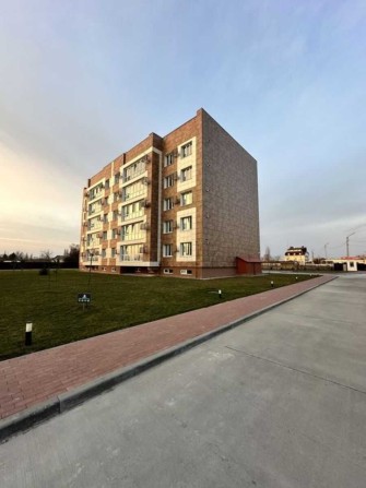 Продам 2 кімн. квартиру в новобудові ЖК 'Дніпровська Рів'єра'. - фото 1