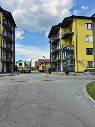 ВЛАСНИК ! Продається 1 кімнатна квартира на 2 поверсі , площа 46,7 кв. - фото 1
