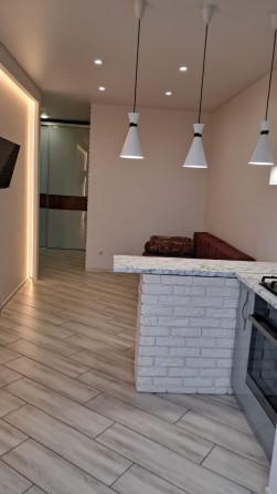 Продаж однокімнатної квартири в НОВОБУДОВІ з ремонтом - фото 1