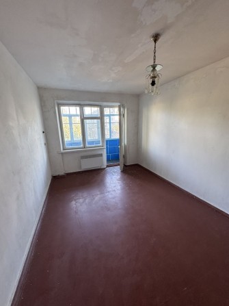 В продаже 1 комнатная квартира в районе селянского рынка - фото 1