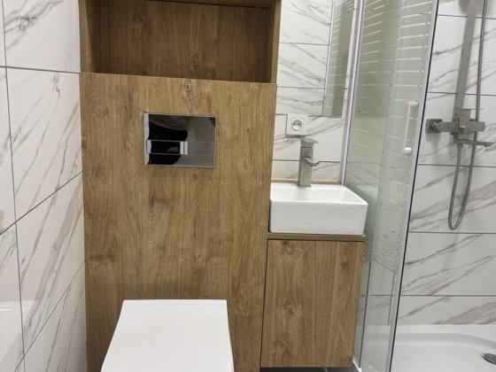 2-кім Автовокзал 3 поверх НЕ прохідна VIP Все нове Кривой Рог