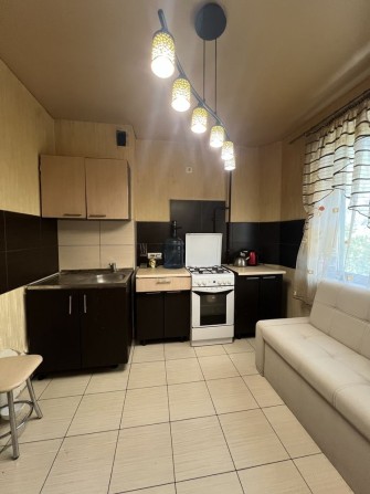 Продам 2 кімнатну квартиру Співдружності 43 . - фото 1