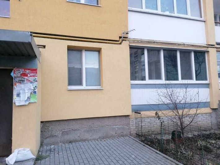 Трикімнатна квартира 1/5 Луцьк - фото 1