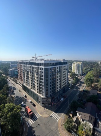 Продам видову 2-кімнатну квартиру у зданому будинку з терасою ‼️ - фото 1