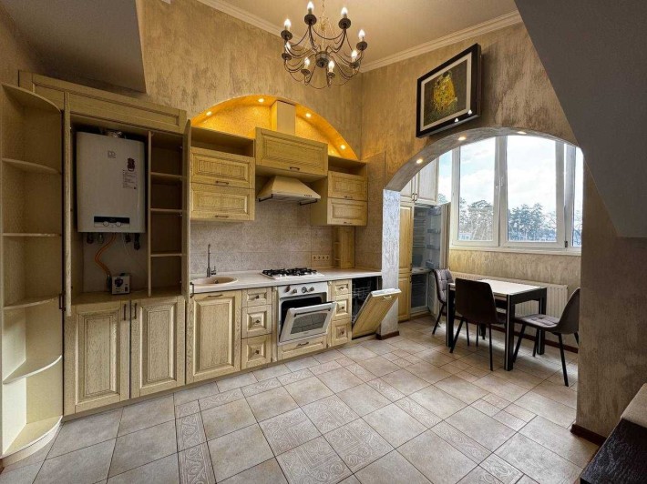 СЕРТИФІКАТ! Продам СВІТЛУ 2к квартиру. ГАЗ. Центральний парк. - фото 1