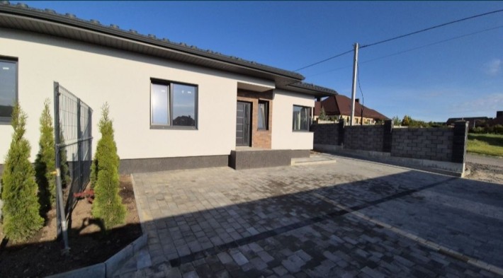 Продам 3-кімнатну квартиру - фото 1