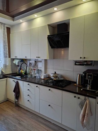 3к.квартира, Сади, окремі кімнати, 66м2, 4/9, з ремонтом - фото 1