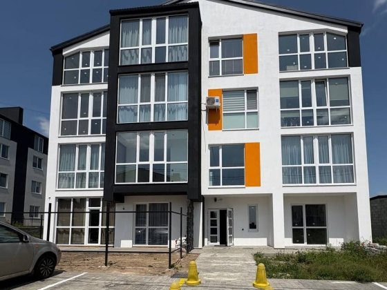 # Елітна 2 кім.квартира на Щасливому Рівне