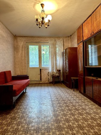 3-х Восточный, Незалежності України, 27, 1/9, холл - фото 1