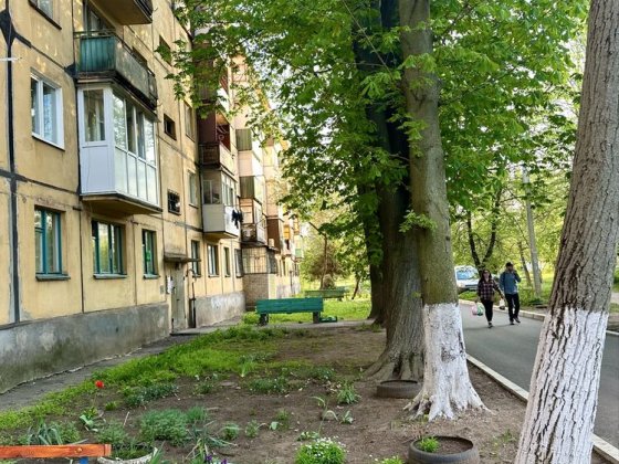 3-х 17 квартал, 3/5, 3 буд  від дороги, тепла, під ремонт Кривой Рог