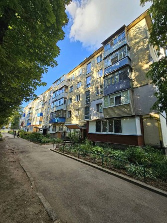 Продаж гарної трикімнатної квартири на Алмазному по вул.Алмазна. - фото 1