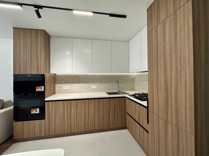 Продаж 3 кімнатна квартира з ремонтом і меблями, м. Тернопіль - фото 1