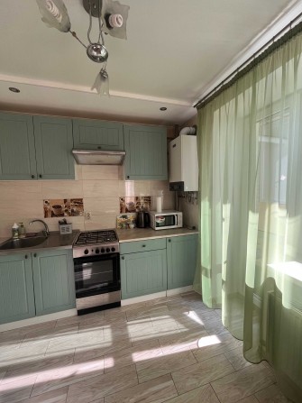 Продам 2 кімнатну, Новобудова, ЦЕГЛА, АВТОНОМКА, ремонт, ЄОселя - фото 1