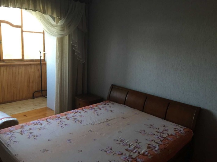 Продається 3-х кімнатна квартира в самому центрі міста - фото 1