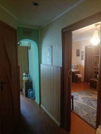 Продаж квартири в районі зупинки 5 школа. - фото 1