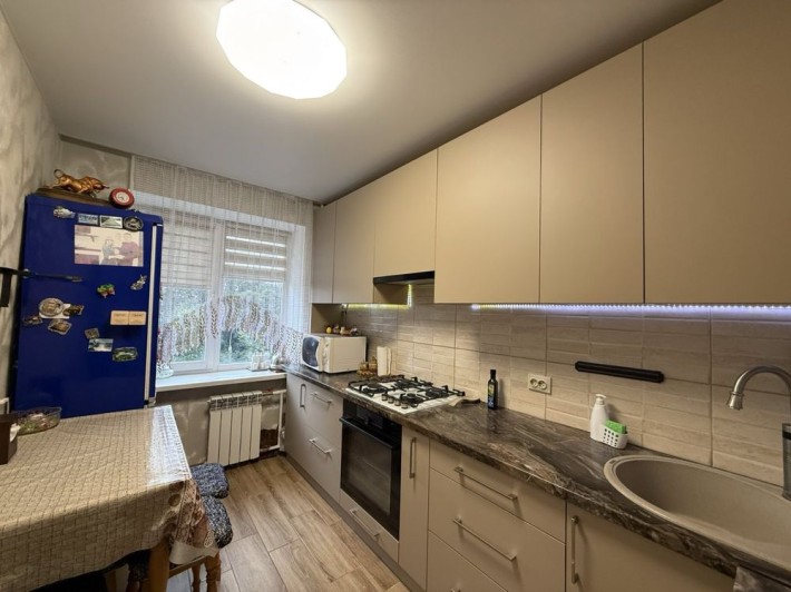 Продаж 3-кімнатної квартири - фото 1