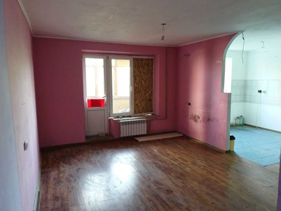 Продам 1 ком.кв 36 м.кв  по ул.49 Гд. 3этаж кирпичный дом. Херсон