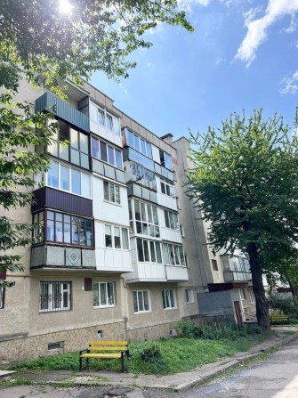 Продається 1 кімнатна квартира по вул. К. Савури - фото 1