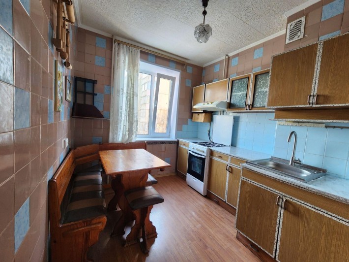 Продам квартиру Полтава, Володимира Івасюка вул. - фото 1