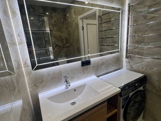 Продаж квартири з євроремонтом район Листопада Полтава