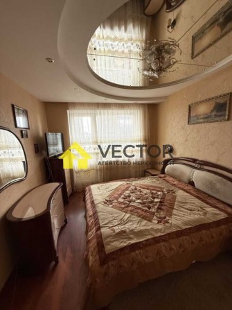 Продаж 4-х кімнатної квартири з ремонтом. Покращене планування - фото 1