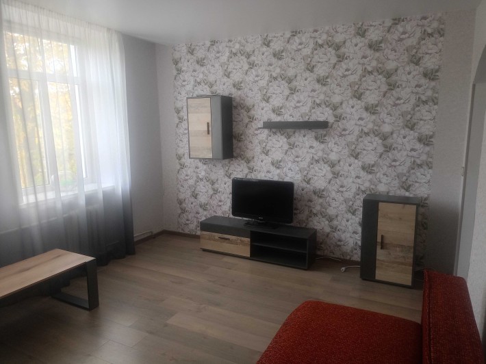 Продам 2 кімнатну квартиру - фото 1