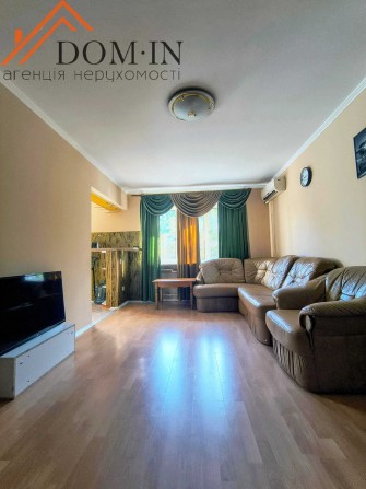 Продам 2к квартиру в центрі міста. ПІД "Є -ВІДНОВЛЕННЯ " можна! - фото 1