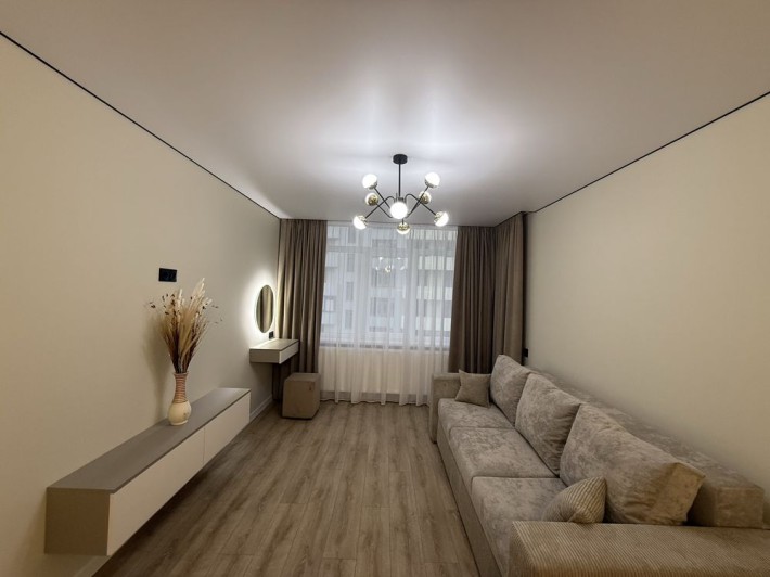 Продаю 1 кім кв новобудову вул.Смакули - фото 1