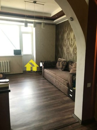 Центр! Терміновий продаж 3к квартири з ремонтом - фото 1