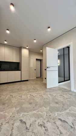 Продаж 1к затишної квартири з сучасним ремонтом - фото 1