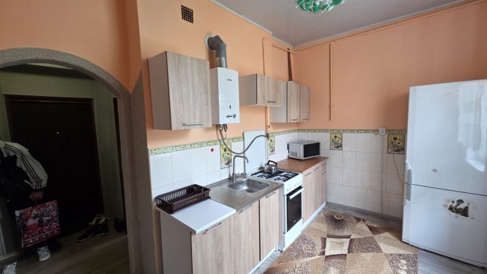 Продаж квартири в центрі - фото 1