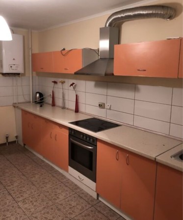 Продаж квартири - фото 1