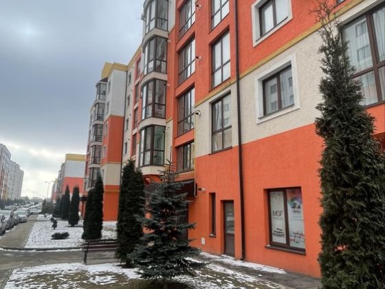 Продається 3-кімнатна квартира на Щасливому Ровно