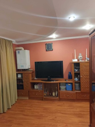 Продаж 3-к квартири в Центрі з індивідуальним газовим опаленням !!! - фото 1