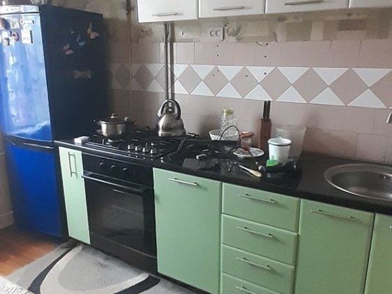 Без комісії !!!2 кімн.панелька вул.Головна Чернівці